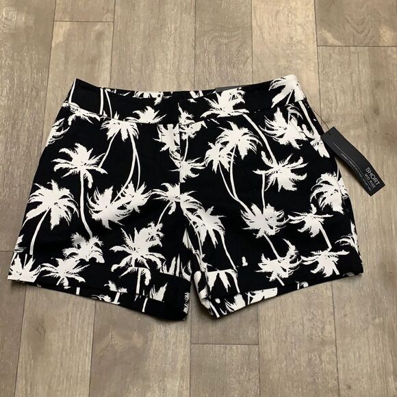 Womens Nwt Apt.9 Palm‎ Trees Chino Mid Rise Shorts - Picture 1 of 7